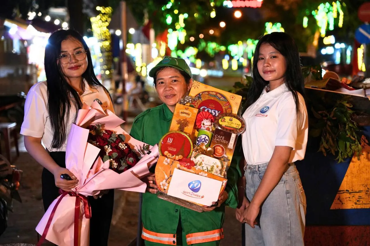 Hỗ trợ qua Điện thoại nw88